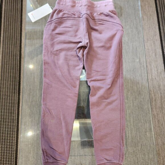 NWT Lululemon Warm Down Jogger - Picture 3 of 8